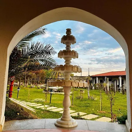 Tarihi Kumbaba Hotel *