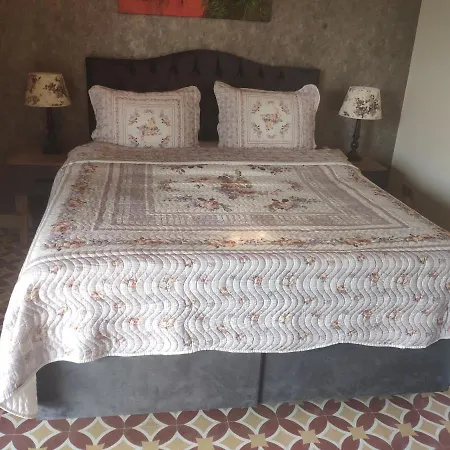 Tarihi Kumbaba Hotel Sile