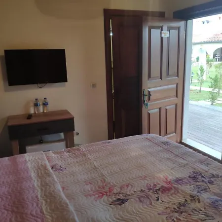 Tarihi Kumbaba Hotel *