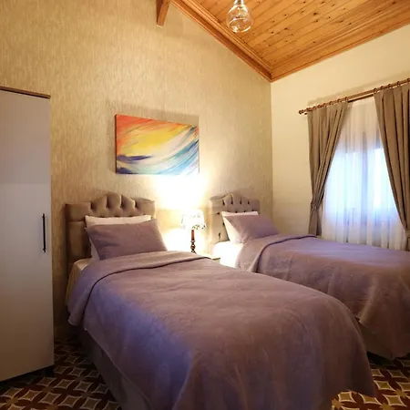Tarihi Kumbaba Hotel