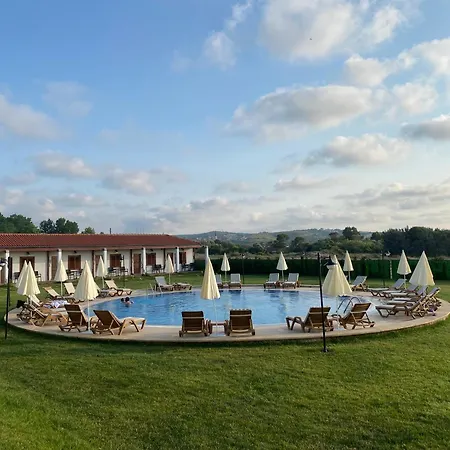 Tarihi Kumbaba Hotel *
