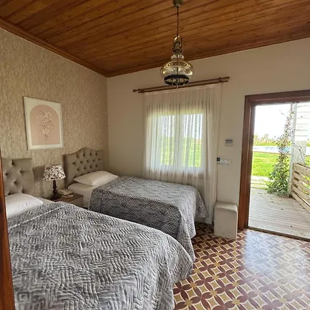 Tarihi Kumbaba Hotel *
