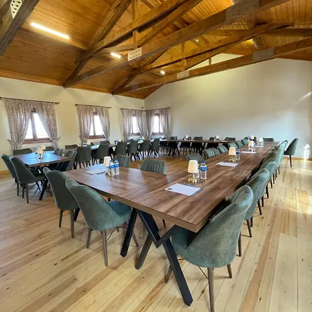 Tarihi Kumbaba Hotel *