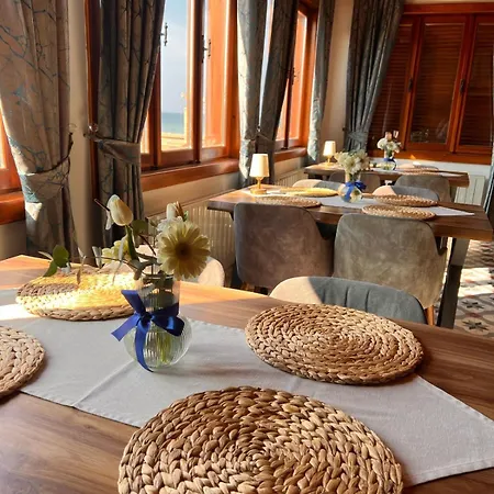 Tarihi Kumbaba Hotel *