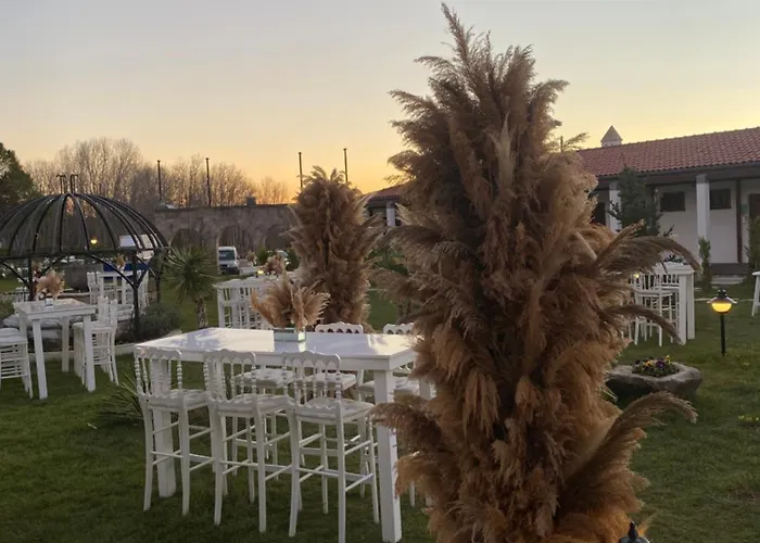 Tarihi Kumbaba 호텔 아그바